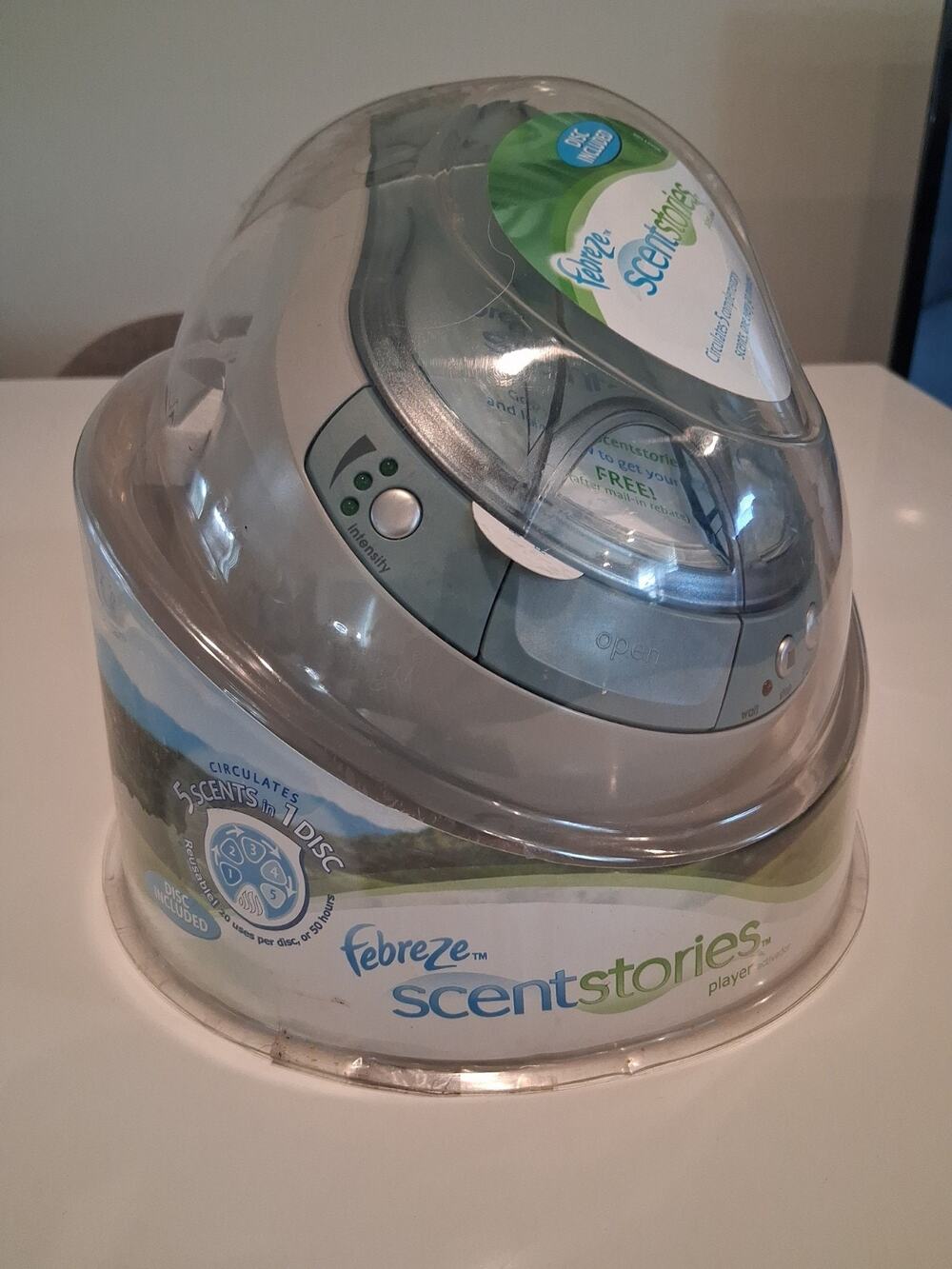 Vtg 2004 Febreze Scentstories Disc Player Air Freshener Machine Bionaire SEALED
